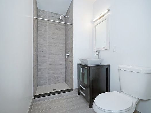 4th image of 164 E 105th St #4F