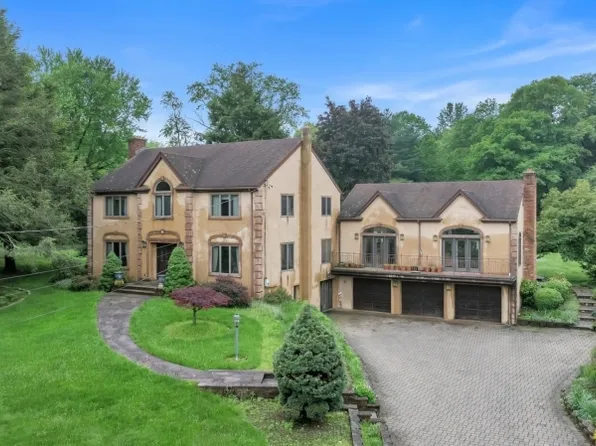 948 Ewing Ave, Franklin Lakes Boro, NJ 07417