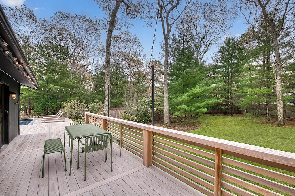 Springs Cottage | 3BR Home with Heated Pool | Rove Travel — Photo 4