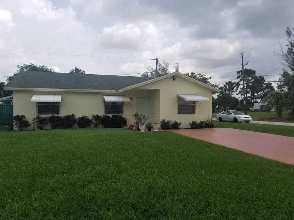 1st image of 4575 Curtis Ave