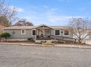 518 N Buckboard Dr, Kerrville, TX 78028