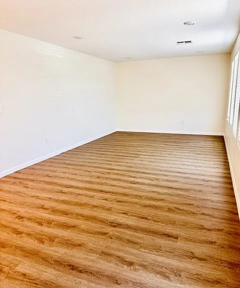 681 Steep Canyon Ave — Photo 10