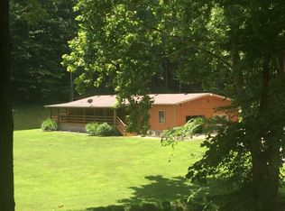 222 Hemlock Ln, Spencer, WV 25276