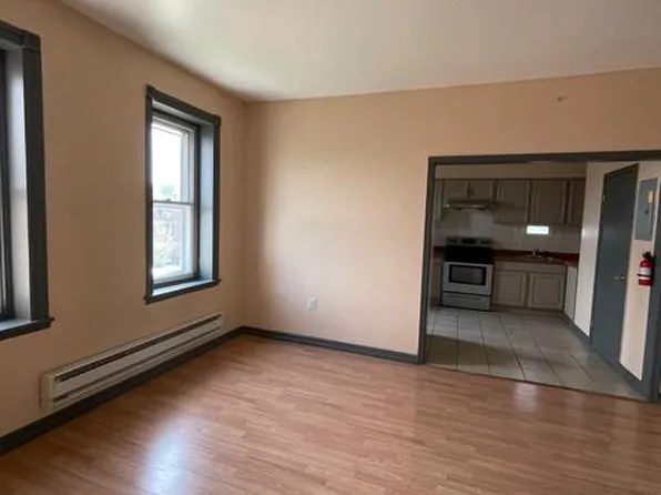 548 Unruh Ave Floor 2, Philadelphia, PA 19111