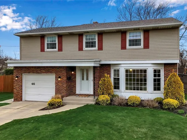 46 Huntleigh Cir, Amherst, NY 14226