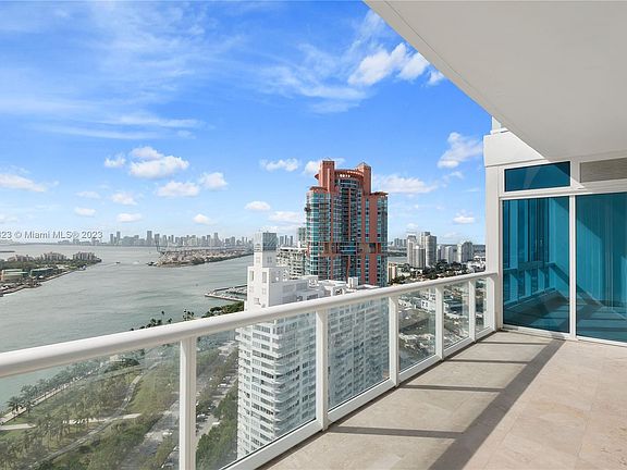 2nd image of 100 S Pointe Dr APT 2902