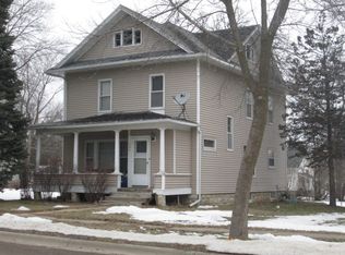 204 E Main St, Dodge Center, MN 55927