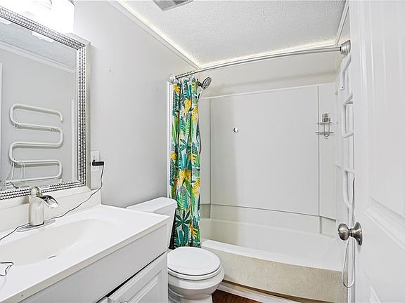 4th image of 8846 Long Beach Cir