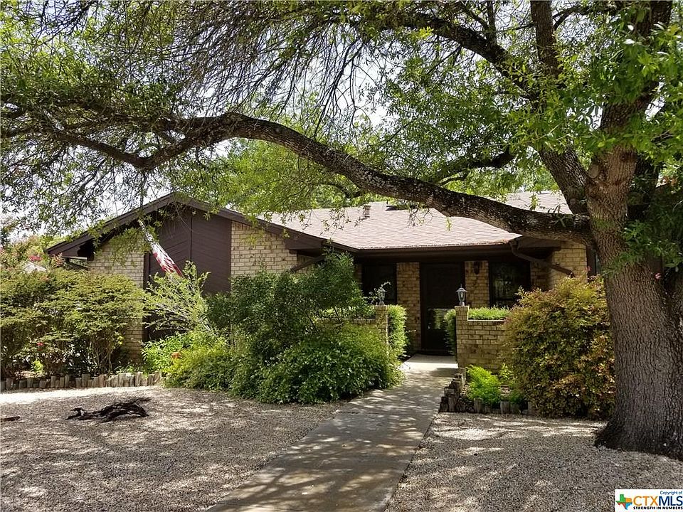 1st image of 705 E Jasper Dr