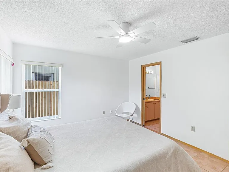 4537 S Lockwood Ridge Rd — Photo 11