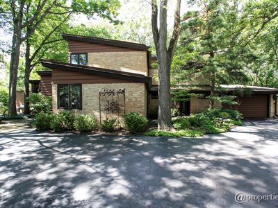 854 Woodbine Rd, Highland Park, IL, 60035