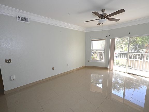 2nd image of 5110 Northridge Rd Unit 202