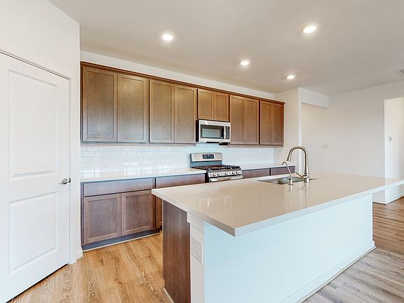 5th image of 21842 Redwood Bluff Trl