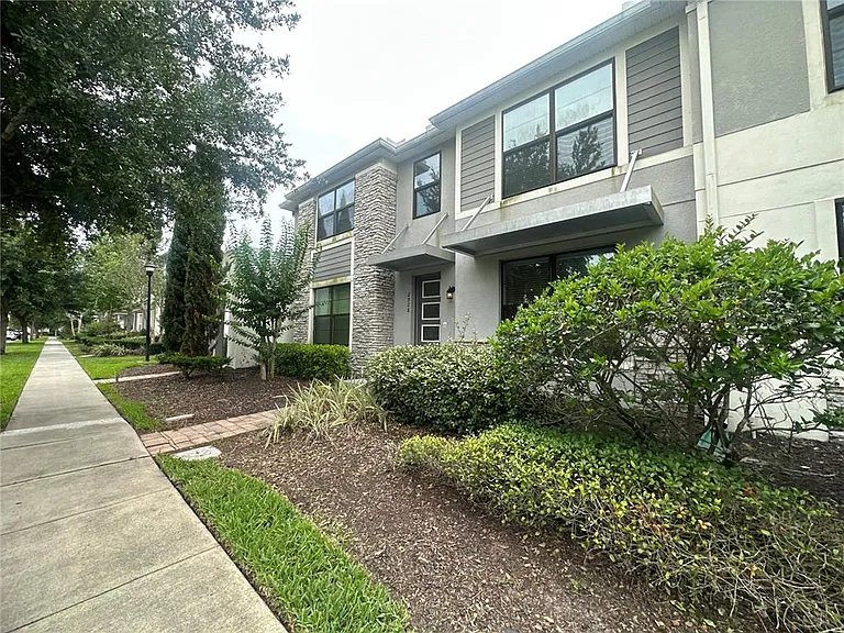 2928 Windmill Dr — Photo 3