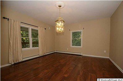 5th image of 94 Asbury Ave