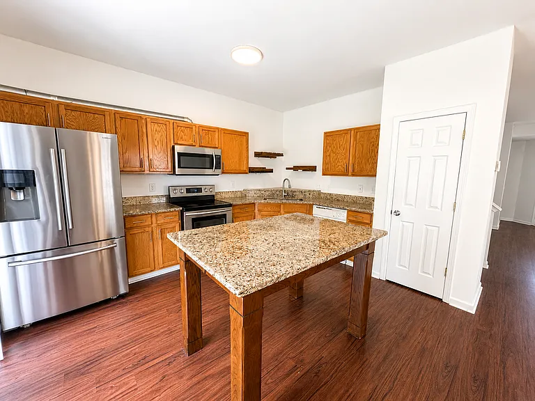 3414 Summerfield Ridge Ln — Photo 6