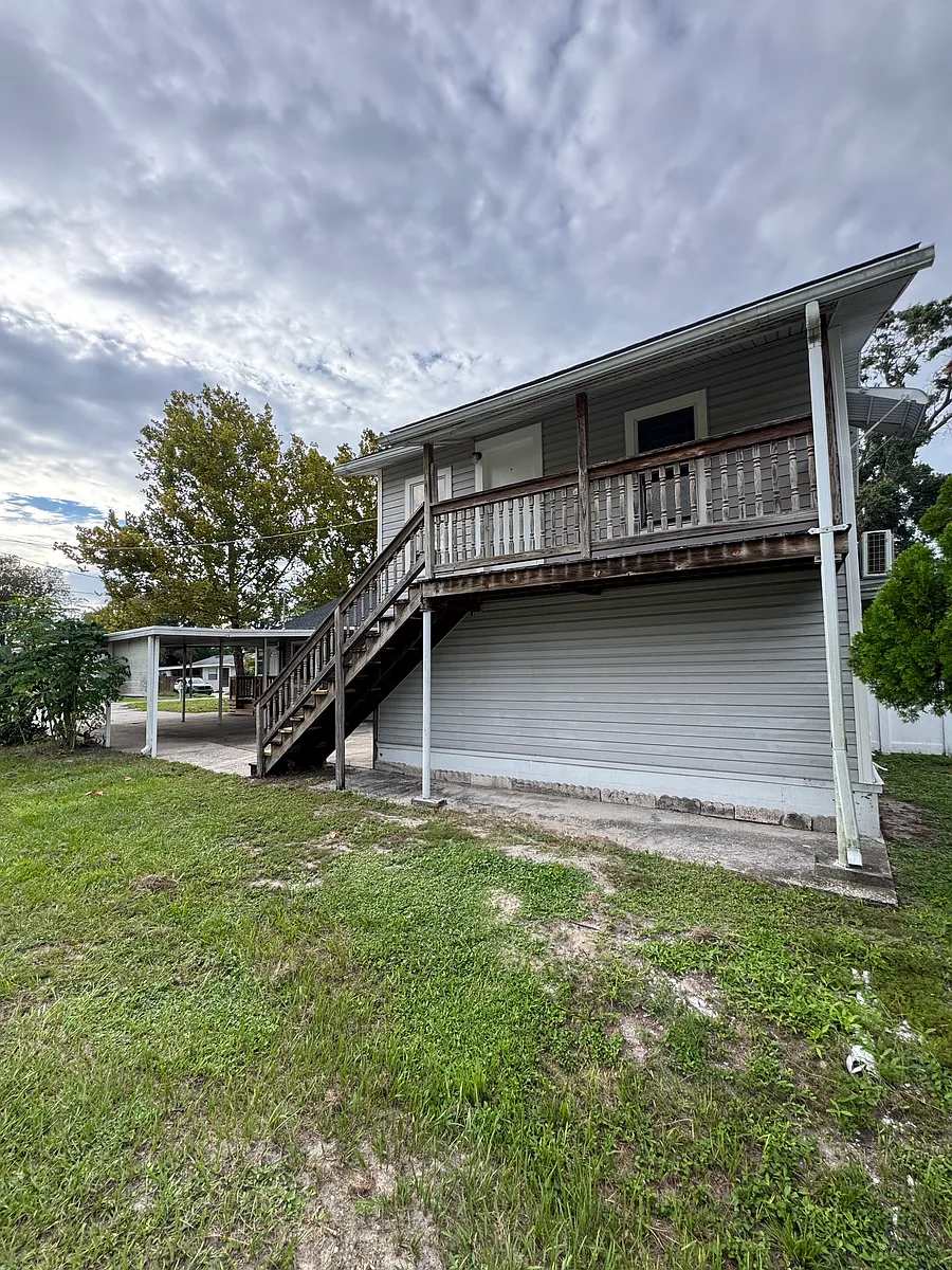 Building Photo - 6809 N Blvd #B