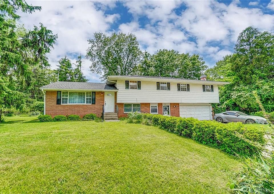 1st image of 610 Omar Cir