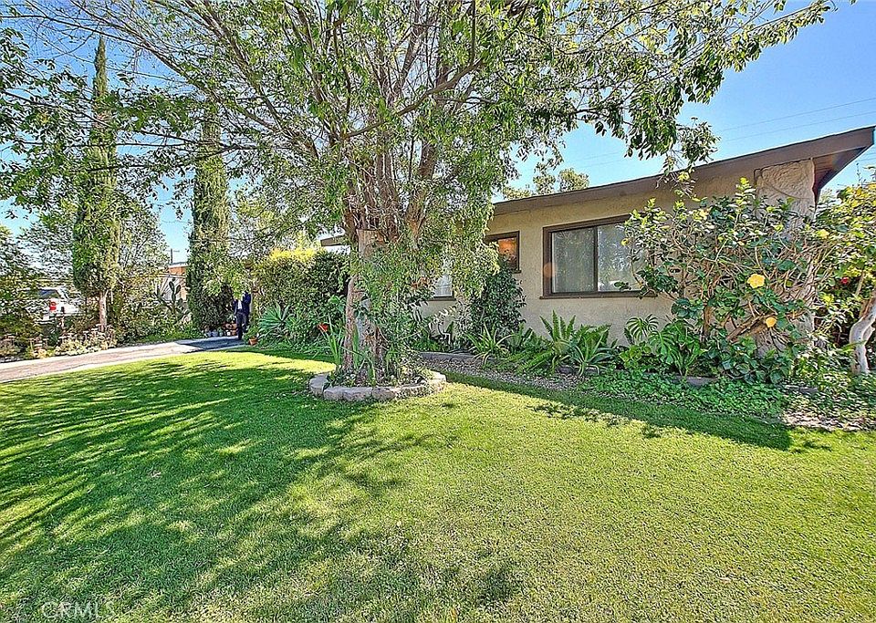 1st image of 17860 E Laxford Rd