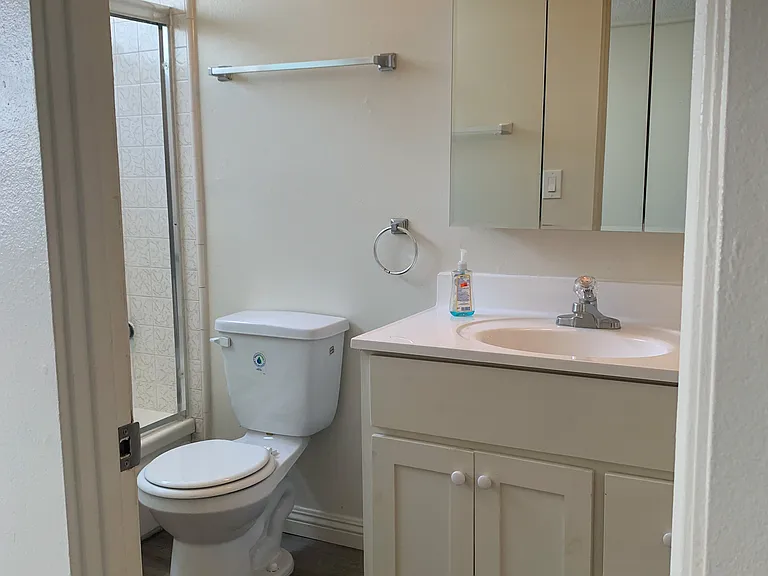 6515 Elgin St #3 — Photo 14