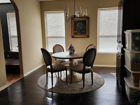 4th image of 9415 Silver Ridge Dr