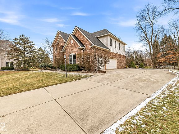 4th image of 11631 Skyhawk Ct