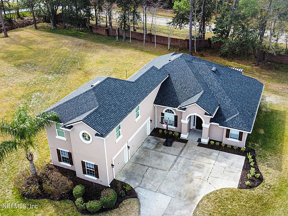 4th image of 13636 CHIPPERFIELD Lane