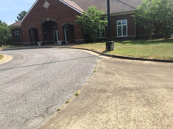 5th image of 1601 Capstone Blvd