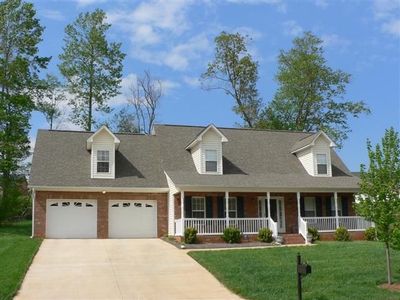 5696 Beaver Pond Trl, Pfafftown, NC, 27040