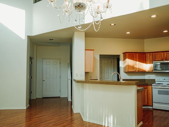 5th image of 2357 NE 12th Way