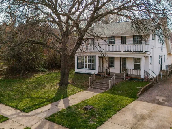 1324 Belle Pl, Fort Worth, TX 76107