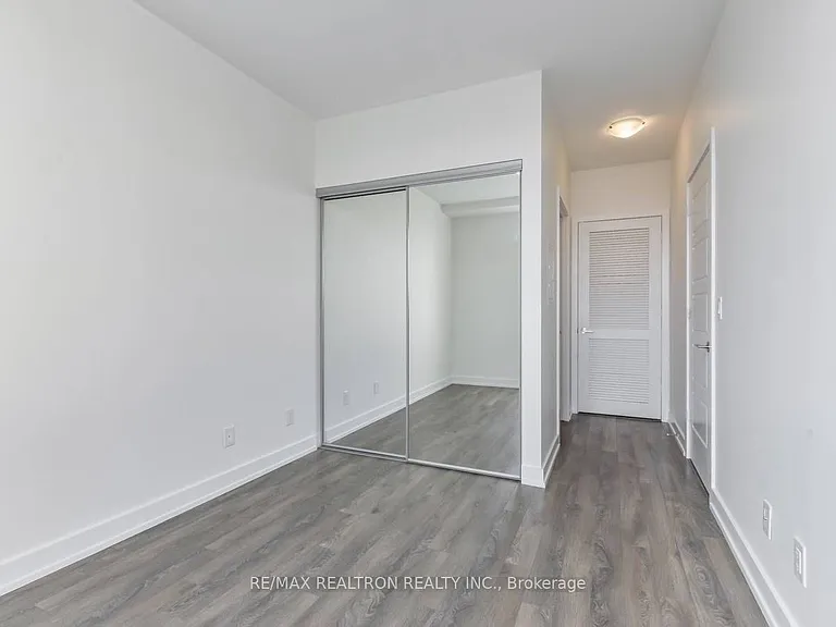 333 Sea Ray Ave #D401 — Photo 13