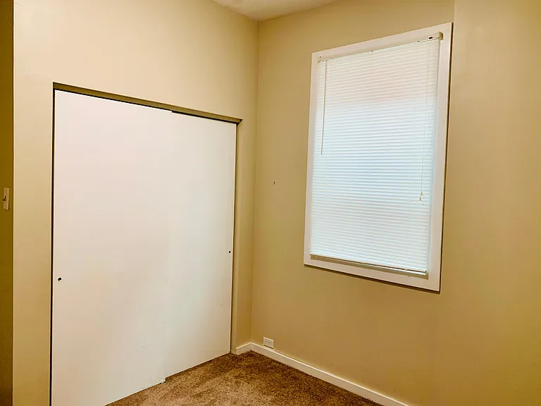 22 Stanford Ave — Photo 9