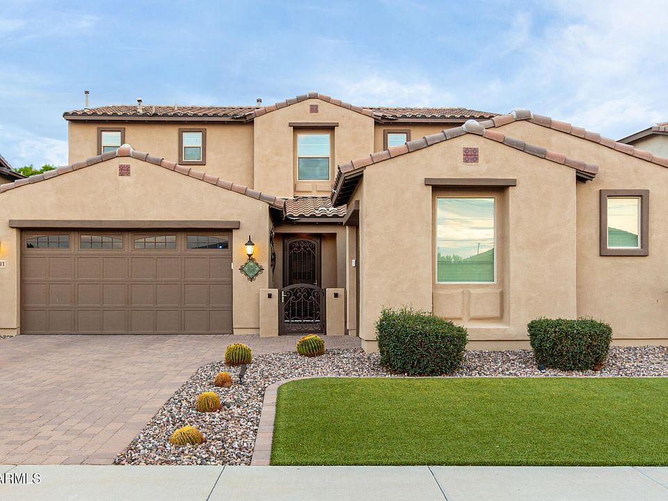 1st image of 3301 E ORLEANS Drive