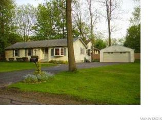1 Gratiot Ct, Dunkirk, NY 14048