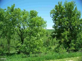 37 Heatherdowns Ln, Galena, IL 61036