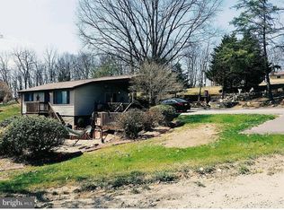 267 Platt Mountain Ln, Inwood, WV 25428