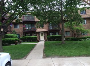 502 E Kensington Rd UNIT A, Mount Prospect, IL 60056