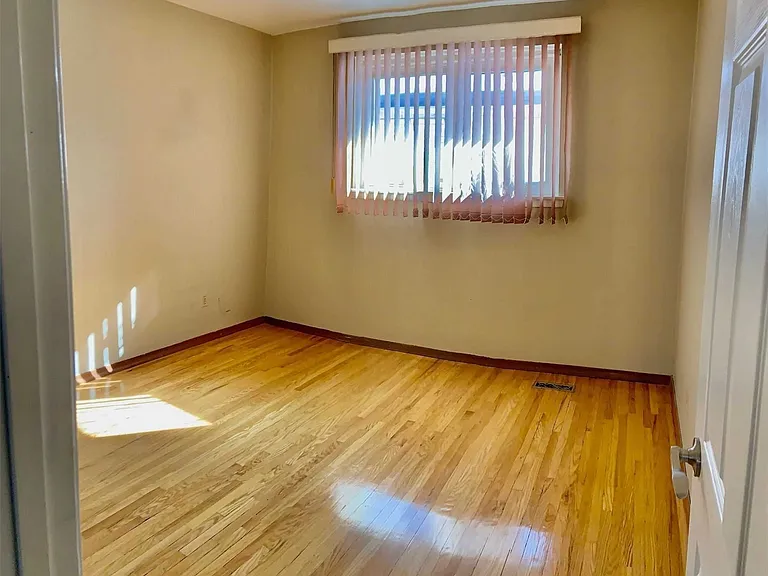 3364 Cedar Creek Dr — Photo 10