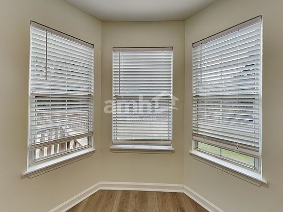 4th image of 25 Crossvine Way