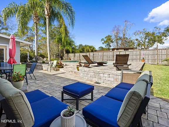 4th image of 3803 PONCE DE LEON Avenue