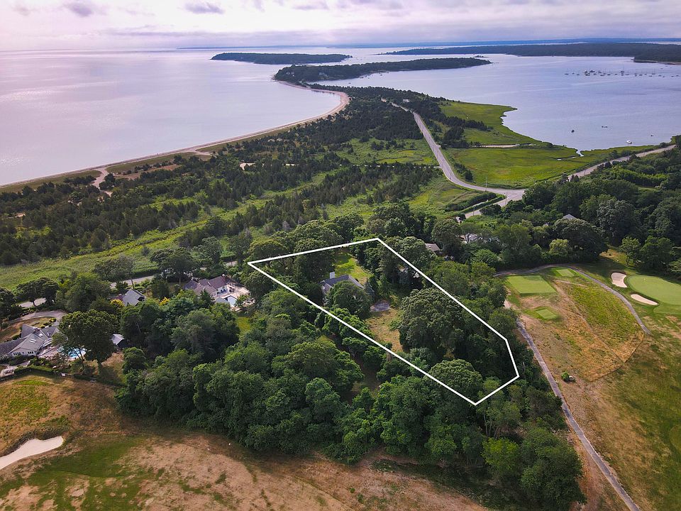 1st image of 5 Gardiners Bay Dr