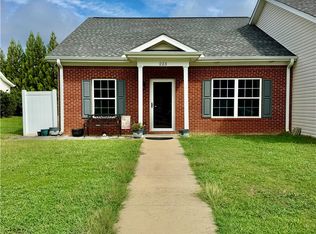 223 Dry Branch Ct, Greenwood, SC 29649
