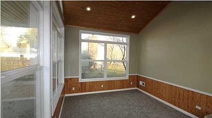 4th image of 7400 Oakdale Dr