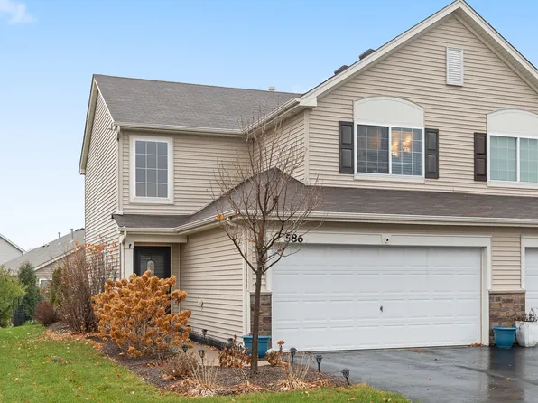 586 Vine St, Hampshire, IL 60140