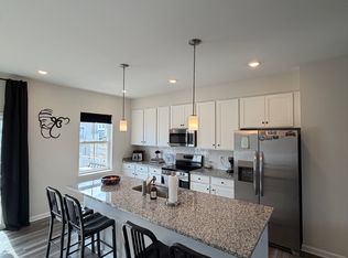 454 18th Ave, Ranson, WV 25438