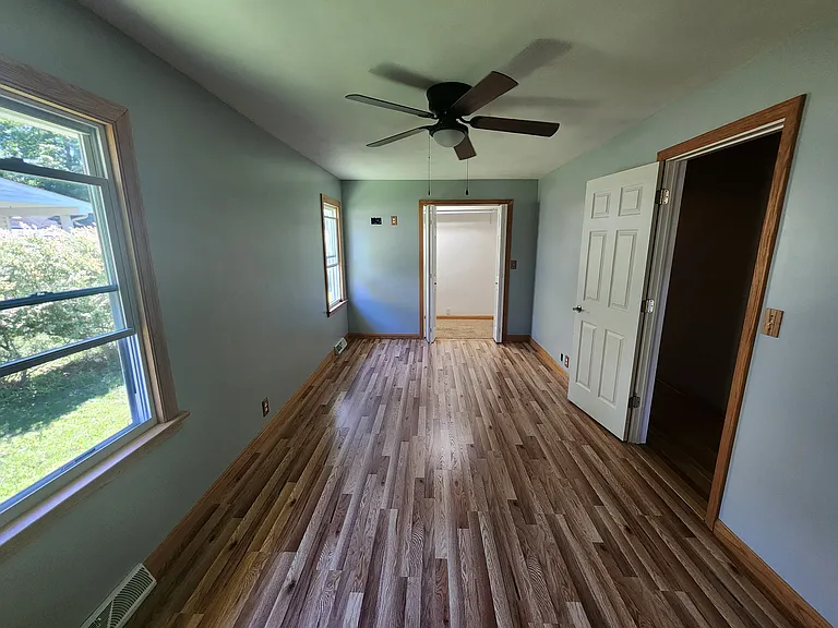 3981 Ridge Pkwy — Photo 8