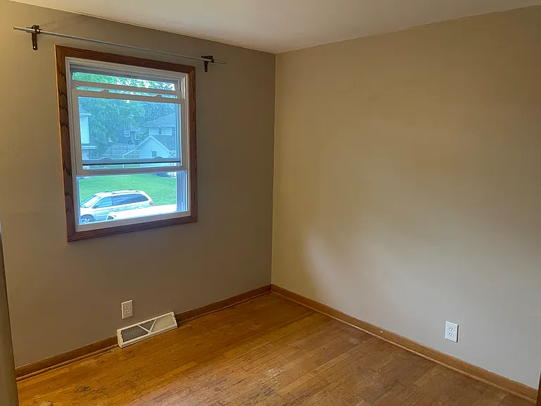 3703 Princess Pl — Photo 15