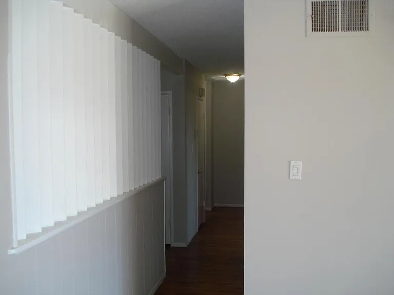 20521 Madrona Ave — Photo 6