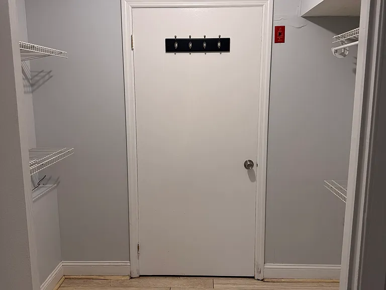 115 Orlando St — Photo 9